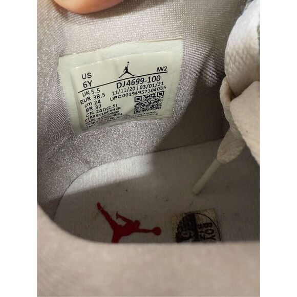 Size 6Y Jordan 4 Retro  White Oreo‎ - Pre-Owned DJ4699 100 GS - Picture 8 of 10